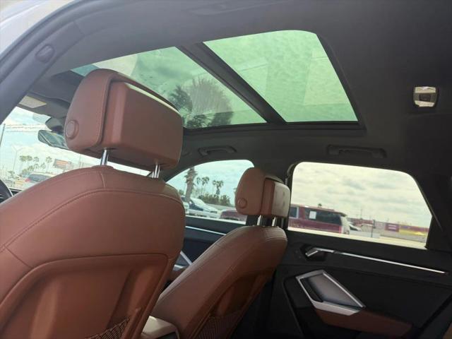 2022 Audi Q3 Premium 45 TFSI S line quattro Tiptronic