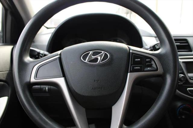 2017 Hyundai Accent SE