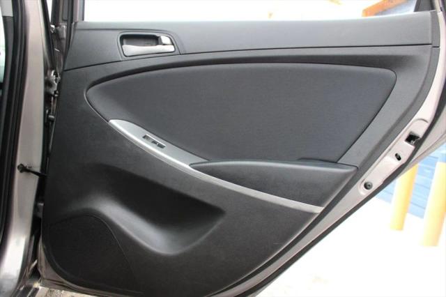 2017 Hyundai Accent SE