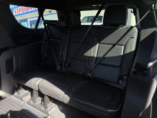2022 GMC Yukon XL 4WD SLT