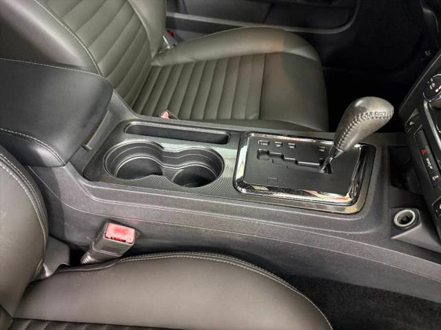 2012 Dodge Challenger SXT