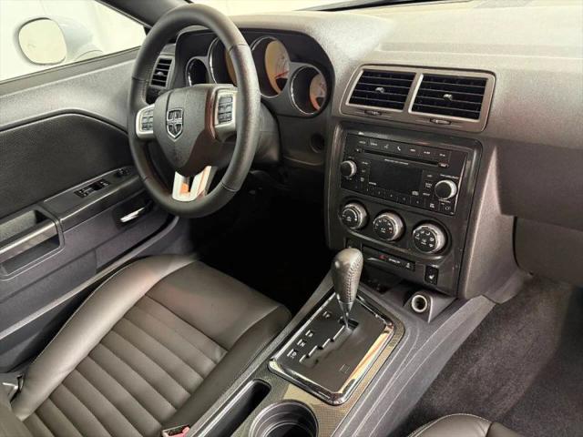 2012 Dodge Challenger SXT