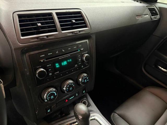 2012 Dodge Challenger SXT