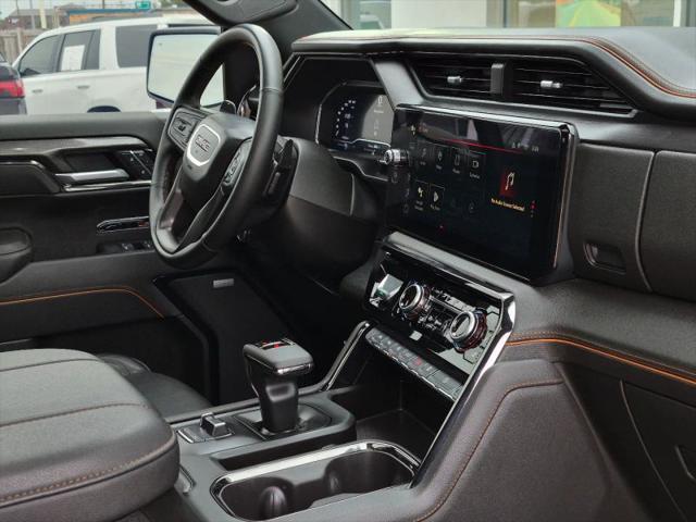 2025 GMC Sierra 1500 4WD Crew Cab Short Box AT4
