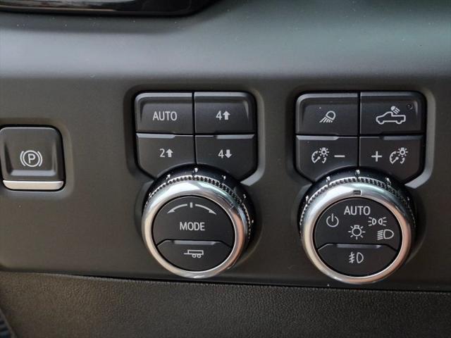 2025 GMC Sierra 1500 4WD Crew Cab Short Box AT4