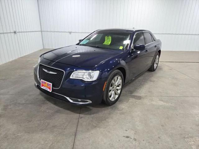 2016 Chrysler 300 Limited