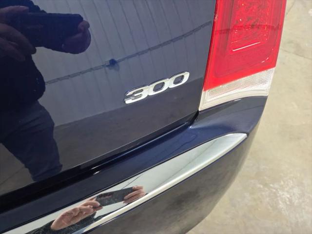 2016 Chrysler 300 Limited