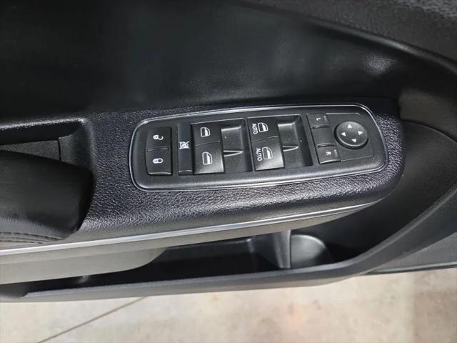 2016 Chrysler 300 Limited