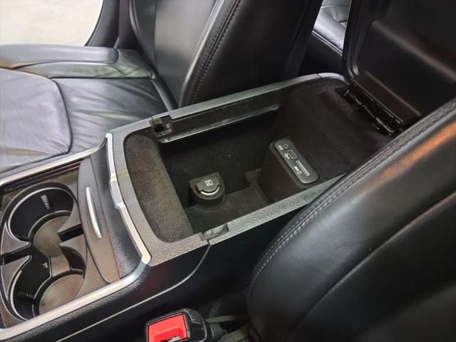 2016 Chrysler 300 Limited
