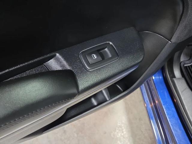 2016 Chrysler 300 Limited