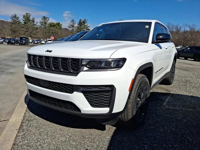 2026 Jeep Grand Cherokee Altitude 4x4