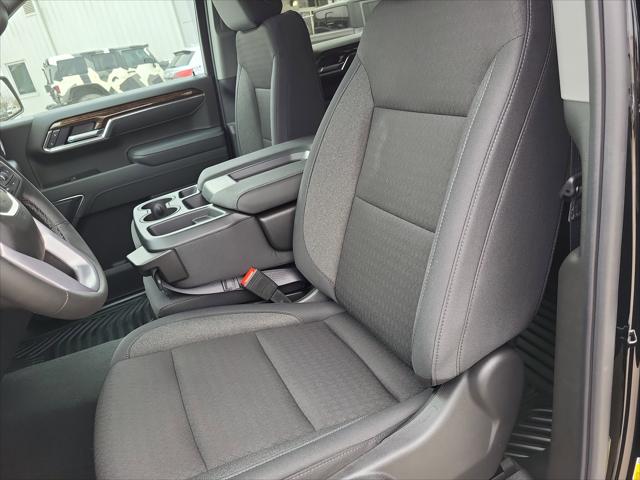 2026 GMC Sierra 1500 Crew Cab, Short Bed, SLE, RWD