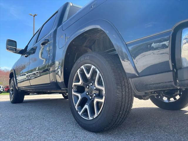 2026 Ram 1500 Laramie Crew Cab 4x4 5'7" Box