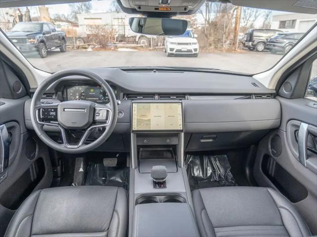 2025 Land Rover Discovery Sport S