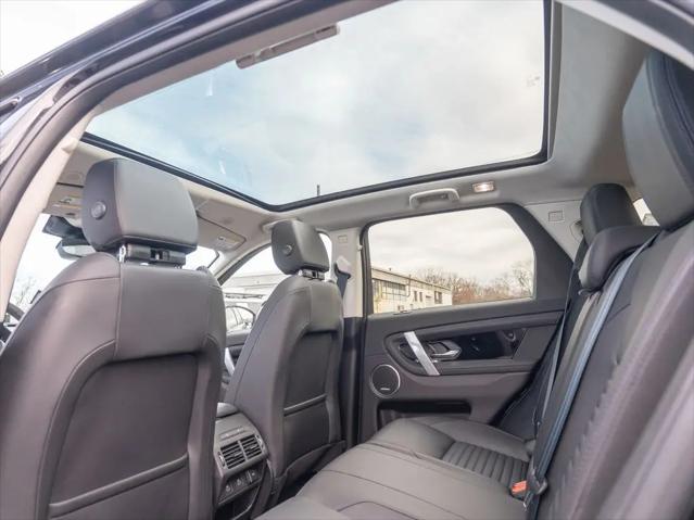 2025 Land Rover Discovery Sport S