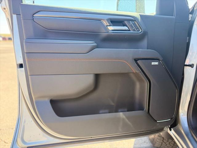 2026 GMC Sierra 2500HD Crew Cab, Standard Bed, AT4, 4WD