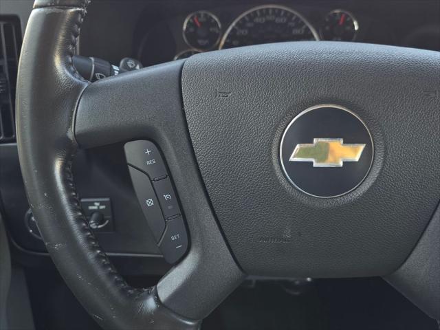 2023 Chevrolet Express Cutaway 4500 Van