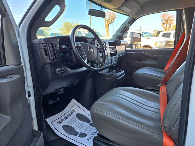 2023 Chevrolet Express Cutaway 4500 Van