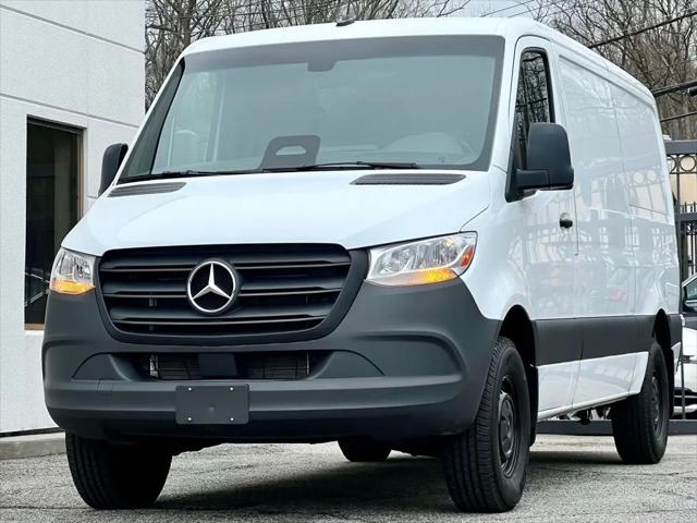 2025 Mercedes-Benz Sprinter 2500 Standard Roof 4-Cyl Diesel