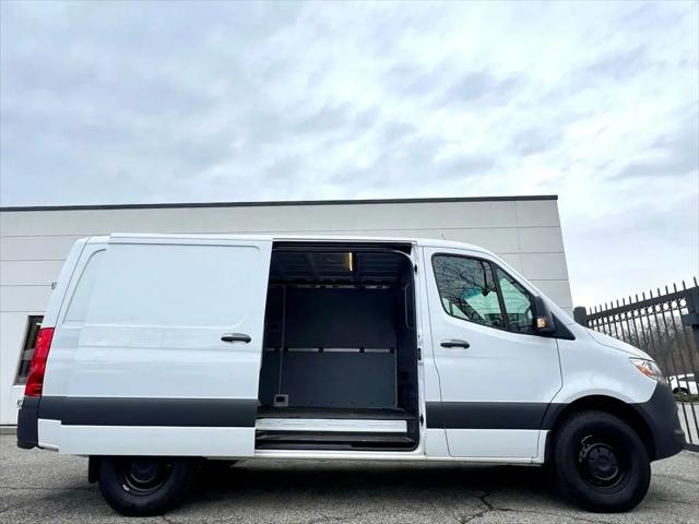 2025 Mercedes-Benz Sprinter 2500 Standard Roof 4-Cyl Diesel
