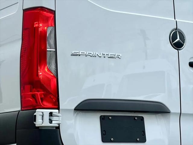 2025 Mercedes-Benz Sprinter 2500 Standard Roof 4-Cyl Diesel