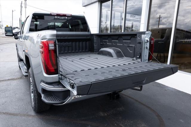 2026 GMC Sierra 2500HD Crew Cab, Standard Bed, SLT, 4WD