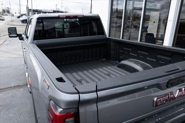 2026 GMC Sierra 2500HD Crew Cab, Standard Bed, SLT, 4WD