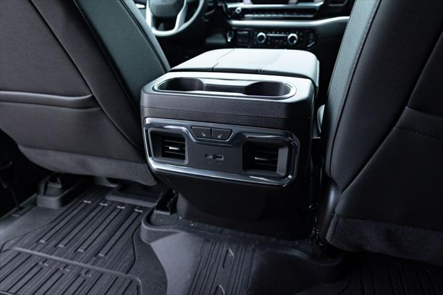 2026 GMC Sierra 2500HD Crew Cab, Standard Bed, SLT, 4WD