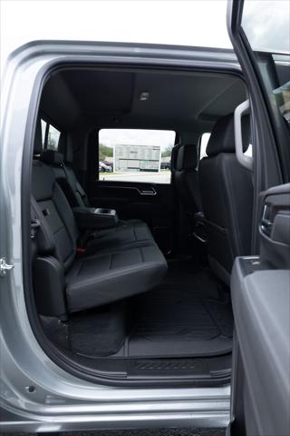 2026 GMC Sierra 2500HD Crew Cab, Standard Bed, SLT, 4WD
