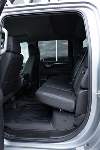 2026 GMC Sierra 2500HD Crew Cab, Standard Bed, SLT, 4WD