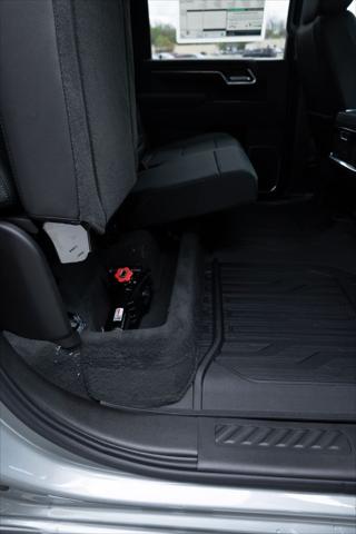 2026 GMC Sierra 2500HD Crew Cab, Standard Bed, SLT, 4WD