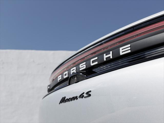 2026 Porsche Macan Electric 4S