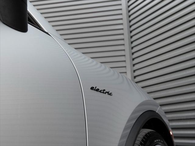 2026 Porsche Macan Electric 4S
