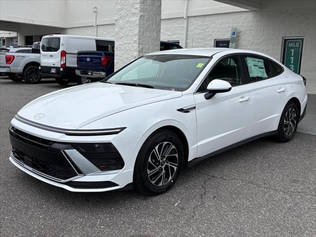 2026 Hyundai Sonata Hybrid Blue