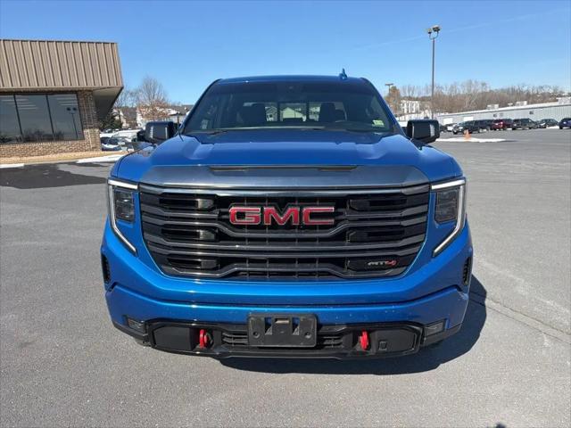 2022 GMC Sierra 1500 4WD Crew Cab Short Box AT4