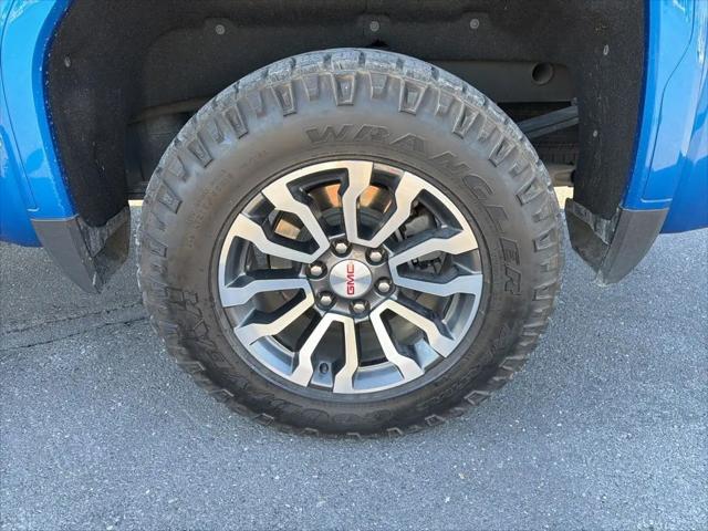 2022 GMC Sierra 1500 4WD Crew Cab Short Box AT4
