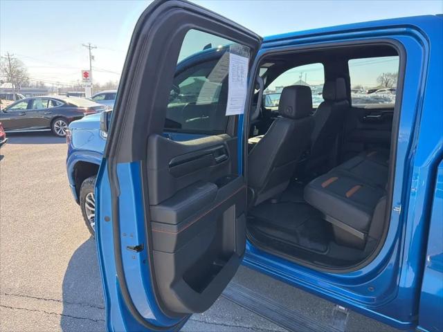 2022 GMC Sierra 1500 4WD Crew Cab Short Box AT4