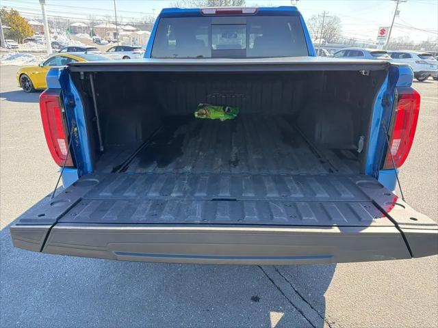 2022 GMC Sierra 1500 4WD Crew Cab Short Box AT4