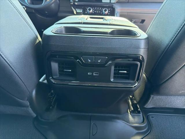 2022 GMC Sierra 1500 4WD Crew Cab Short Box AT4