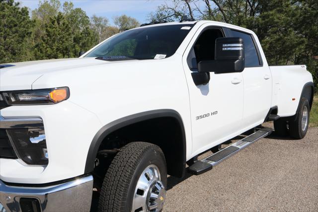 2026 Chevrolet Silverado 3500HD Crew Cab, Long Bed, LT Dual Rear Wheel, RWD