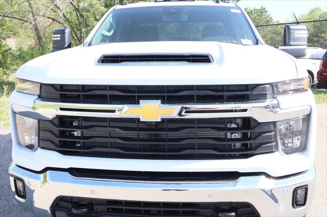 2026 Chevrolet Silverado 3500HD Crew Cab, Long Bed, LT Dual Rear Wheel, RWD