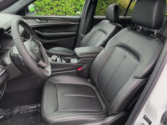 2026 Jeep Grand Cherokee Limited 4x2