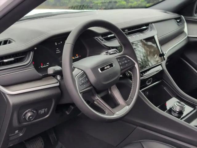 2026 Jeep Grand Cherokee Limited 4x2