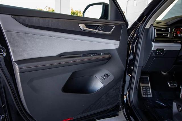 2026 Volkswagen Atlas Peak Edition