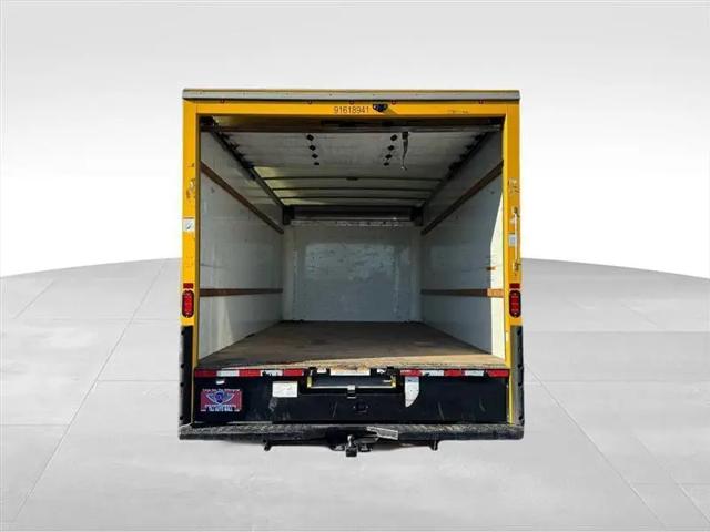 2021 GMC Savana Cutaway Work Van
