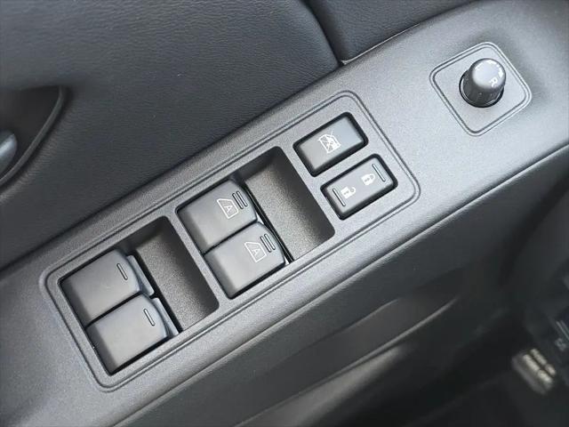 2026 Nissan Frontier Crew Cab SV 4x2