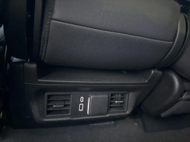 2025 GMC Sierra 1500 4WD Crew Cab Short Box SLT