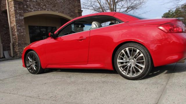 2011 INFINITI G37 G37