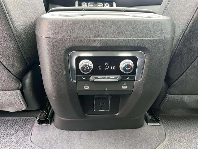 2023 GMC Yukon XL 4WD Denali
