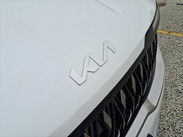 2026 Kia Carnival MPV LXS